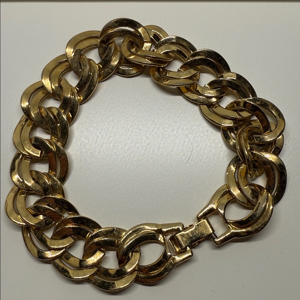 Vintage Chunky Gold Chain Bracelet - Picture 1 of 13